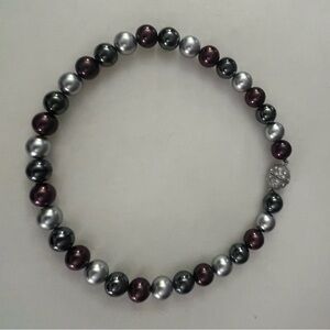 Burgundy, grey and silver necklace with magnetic clasp.